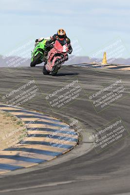 media/Nov-16-2025-Race Pace (Sun) [[8c5fa54630]]/Verified Riders/1-Turns 9 and 10 (925am)/